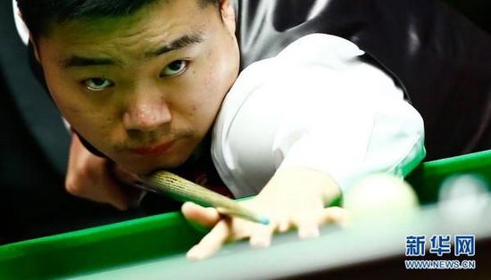 出顽强的防 出顽强的防