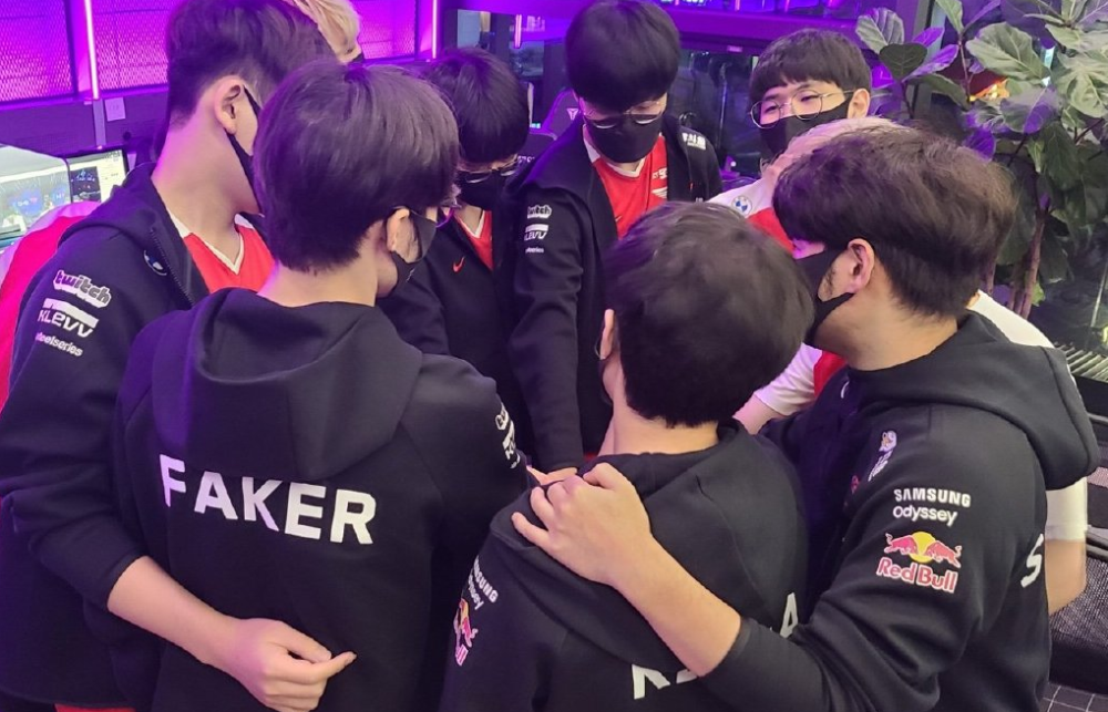 雪娟嫁豪门 雪娟嫁豪门